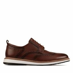 Clarks Chantry WingDark Tan Leather