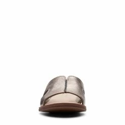 Clarks Declan FloMetallic Leather -Sandals shop CLWOMENWSFlatSandals 26152367 2